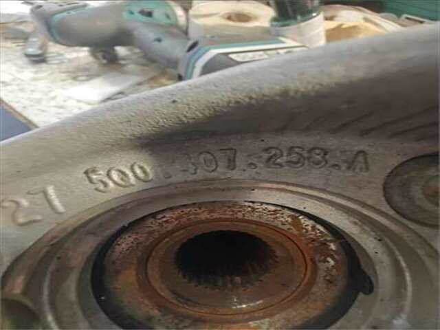 Mangueta Delantera Derecha Volkswagen Golf 2.0 R BMT/START-STOPP 4MOTION [2.0 LTR. - 228 KW 16V T FSI]