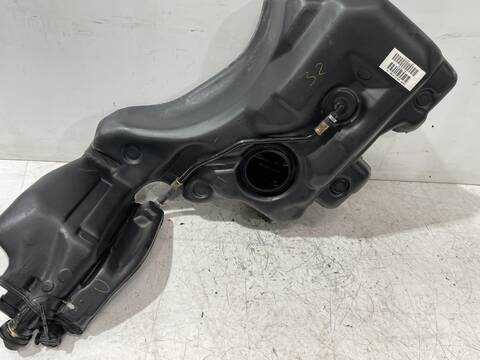 Foto 3ª: Deposito de Combustible Volkswagen Passat ADVANCE BERLINA 131CV 96KW [AVF] (2003)