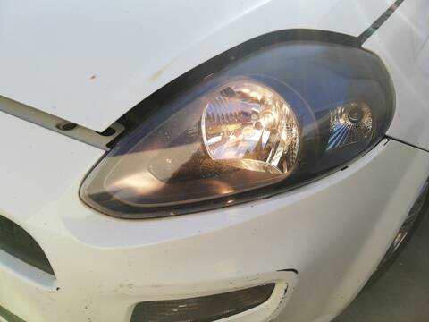 Faro Izquierdo Fiat Punto 1.4 G III EVO 77CV 57KW 199) 350A1000