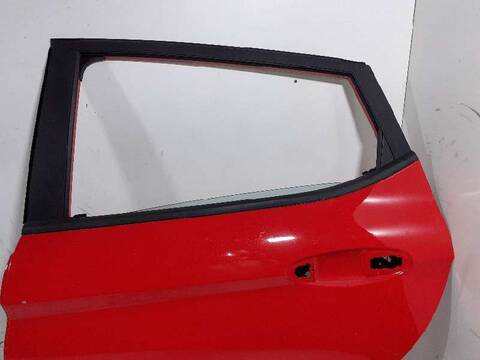 Foto 3ª: Puerta Trasera Izquierda Ford Fiesta TREND 101CV 74KW [SFJK] (2017)