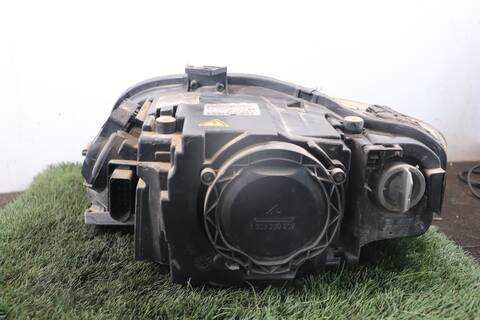 Foto 3ª: Faro Derecho Audi A4 2.0 TDI 16V 103KW) 140CV (2006)
