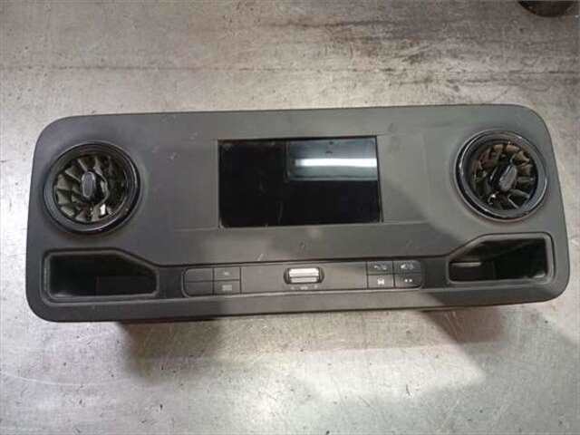 Foto 1ª: Sistema GPS Mercedes Sprinter 2.0 311/315/317/319 CDI RWD L2 (907.633) [2.0 LTR. - 110 KW CDI CAT] [654920]