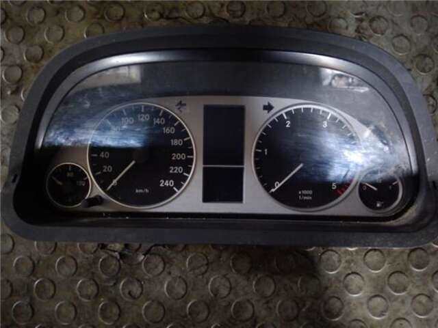 Cuadro de Instrumentos Mercedes Clase B 150 2.0 180 CDI (245.207) [2.0 LTR. - 80 KW CDI CAT]