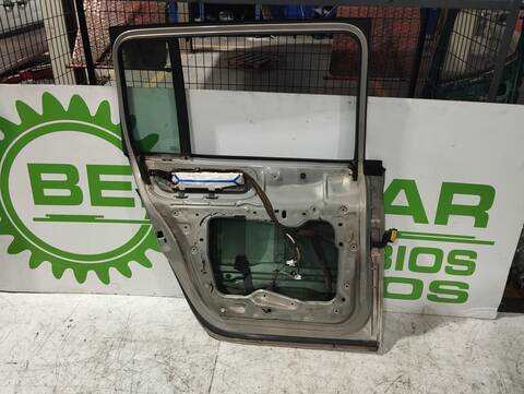 Foto 2ª: Puerta Trasera Izquierda Renault Espace 2.2 DCI TD 150CV 110KW [D/ G9T K7] (2005)