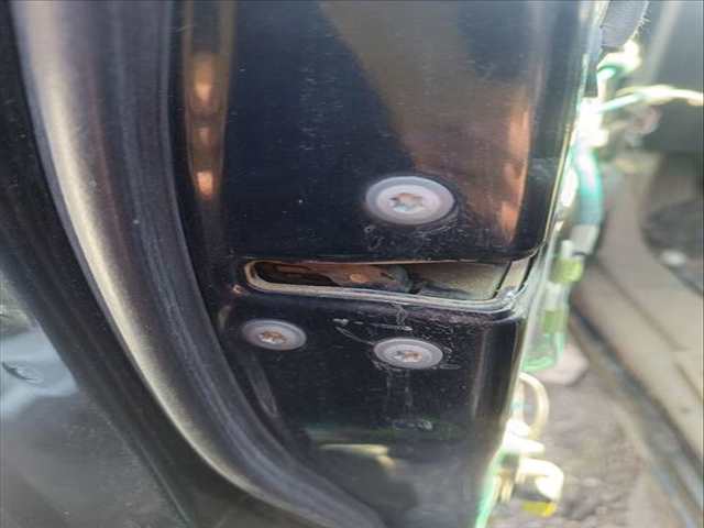 Cerradura Puerta Delantera Izquierda Toyota Land Cruiser VXL 173CV 127KW
