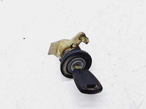 Cerradura Maletero Portón Fiat Linea 1.3 16V JTD CAT 90CV 66KW