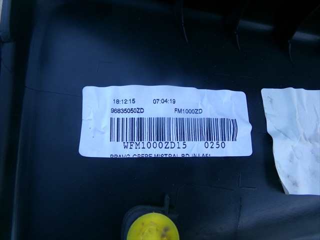 Foto 3ª: Tapizados Cartoneras Citroen C3 1.2 G 2013-2016 [HM01 / HMZ] (2016)