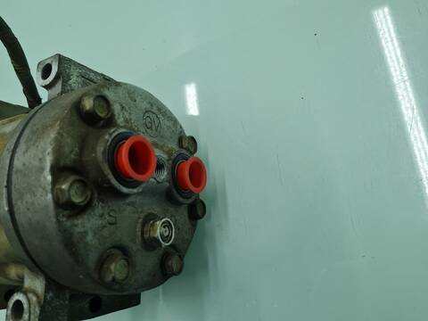 Foto 3ª: Compresor Aire Acondicionado Land Rover Defender 2.4 TD4 122CV 90KW [HPCR] (2007)