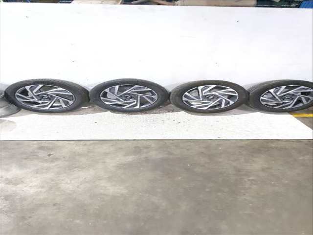 Foto 2ª: Juego LLantas Hyundai i20 1.0 T-GDI 101CV [G3LE] (2020)