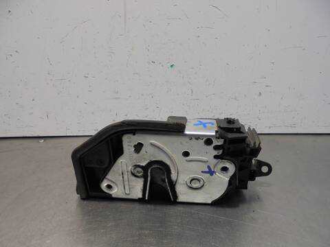 Foto 2ª: Cerradura Puerta Delantera Derecha Bmw Serie 1 114 2.0 16V BERLINA 143CV 105KW [N47D20C] (2010)