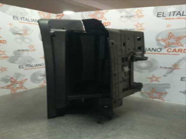 Foto 4ª: Guantera Mercedes Vito 109/111 CDI LANG 447.703) 114CV 84KW [622951] (2015)