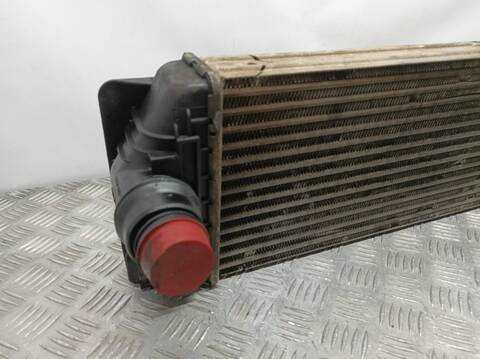Foto 2ª: Intercooler Volkswagen Crafter CAJA CERRADA 35 BATALLA MEDIANA 163CV 120KW [CKUB] (2021)