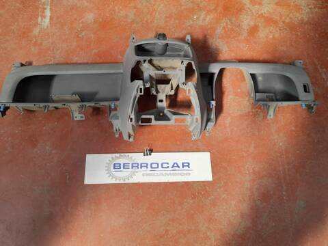 Salpicadero Peugeot 107 1.0 CAT 384F) 68CV 50KW