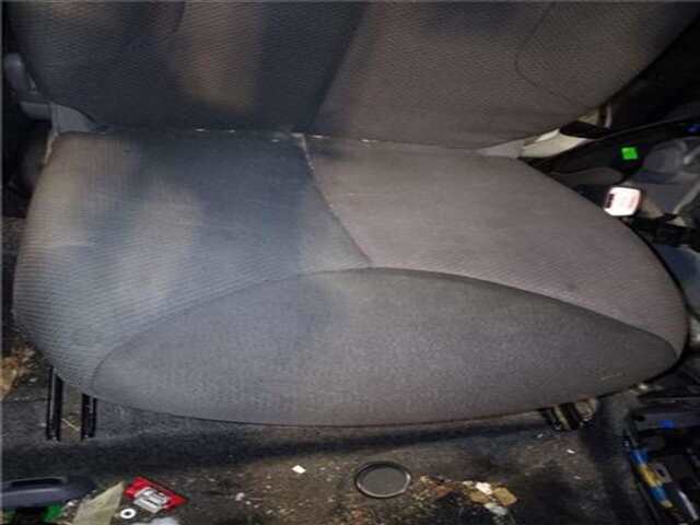 Foto 3ª: Asiento Delantero Derecho Toyota Aygo 1.0 BÁSICO [1.0 LTR. - 50 KW CAT] [1KR-FE]