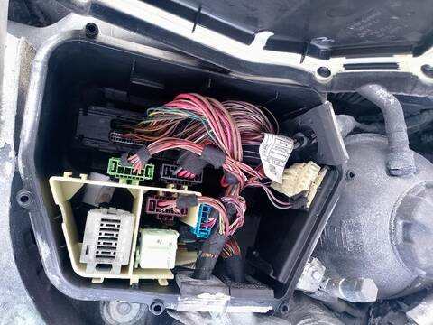 Foto 1ª: Centralita Motor ECU Bmw X3 XDRIVE 20 D (2010)