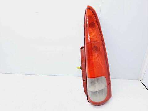 Piloto Trasero Derecho Daewoo Tacuma SE 105CV 77KW