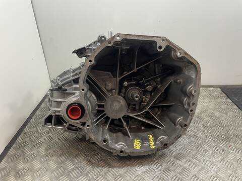 Caja Cambios Nissan Qashqai M9R833