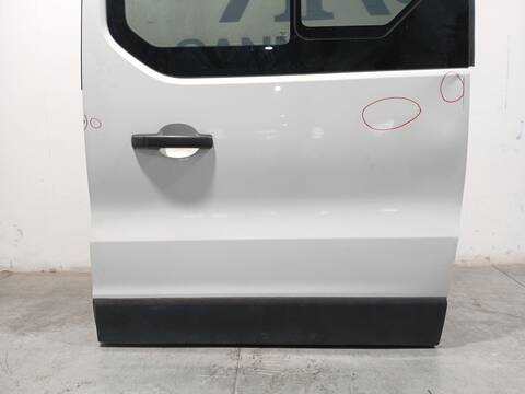 Foto 3ª: Puerta Lateral Corredera Izquierda Opel Viva 1.6 CDTI 05) 140CV 103KW FURGONETA [R9M450] (2017)