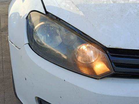 Foto 1ª: Faro Derecho Volkswagen Golf CBZB (2011)