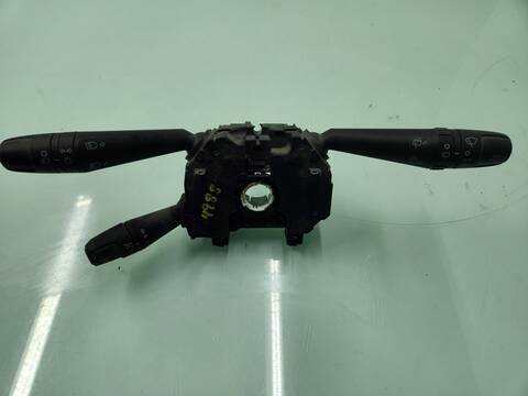 Foto 1ª: Mando Multifuncion Fiat 500 BASIC 84CV 62KW [199B4000] (2014)