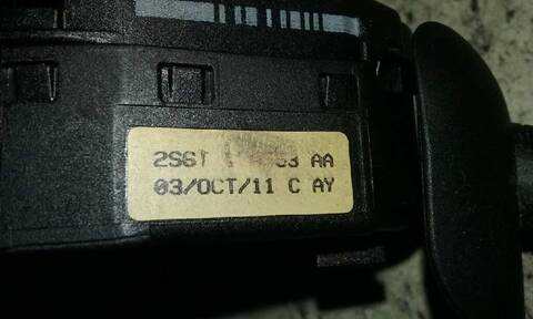 Foto 3ª: Mando Multifuncion Ford Fiesta 1.4 TDCI CAT 68CV 50KW [F6JA] (2004)