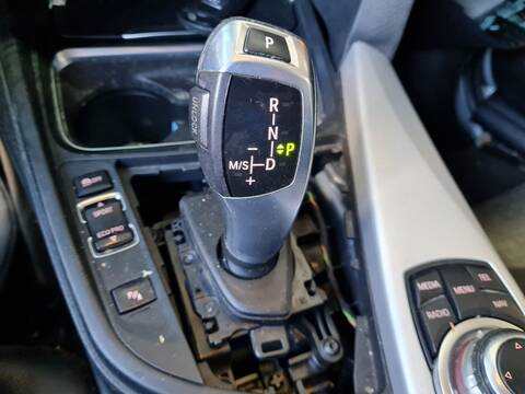 Foto 4ª: Palanca de Cambio Bmw Serie 3 315 330D XDRIVE 258CV 190KW [N57D30A] (2012)