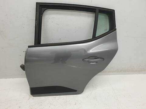 Puerta Trasera Izquierda Dacia Sandero STEPWAY EXTREME GO