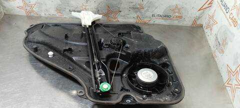 Foto 2ª: Elevalunas Manual Trasero Derecho Volkswagen Golf RABBIT BLUEMOTION 105CV 77KW (2012)