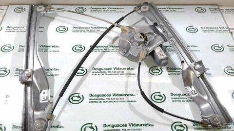 Foto 3ª: Elevalunas Eléctrico Delantero Derecho Renault Clio 1.5 DCI DIESEL CAT 86CV 63KW [K9K] (2006)