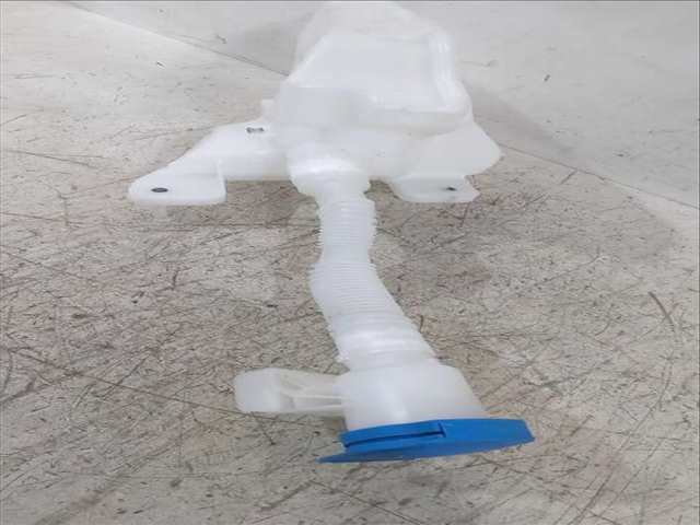 Foto 2ª: Deposito Limpiaparabrisas Volkswagen T-Roc 1.6 TDI 115CV [DGTE] (2017)