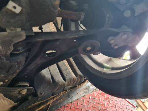 Brazo Suspension Delantero Izquierdo Ford Focus ST-LINE 155CV 114KW