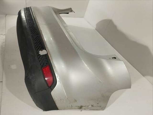 Foto 2ª: Paragolpes Trasero Ford Focus TREND 101CV 74KW [M2DA] (2013)