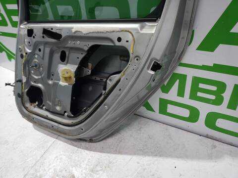 Foto 2ª: Puerta Trasera Derecha Peugeot 307 XN 109CV 80KW [NFUTU5JP4] (2001)