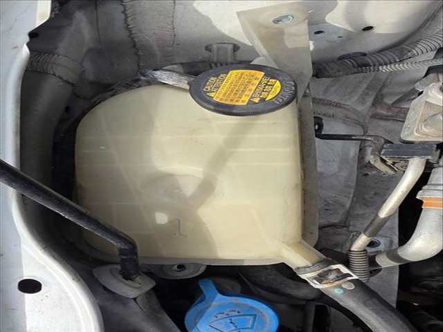 Deposito Expansion Toyota Auris HYBRID ACTIVE 136CV 100KW