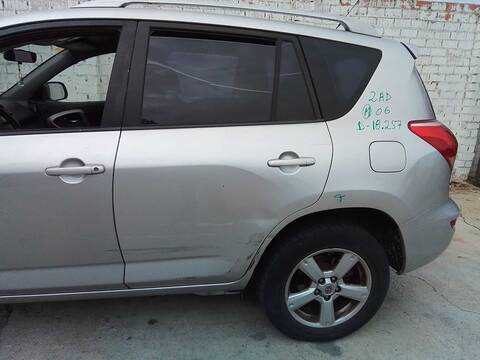 Foto 3ª: Puerta Trasera Izquierda Toyota Rav4 EXECUTIVE 136CV 100KW [2AD] (2006)