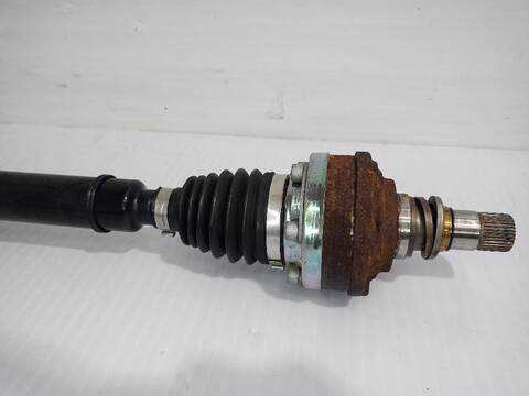 Foto 2ª: Transmision Delantera Derecha Volkswagen Touran ADVANCE BMT 110CV [CRKB] (2015)