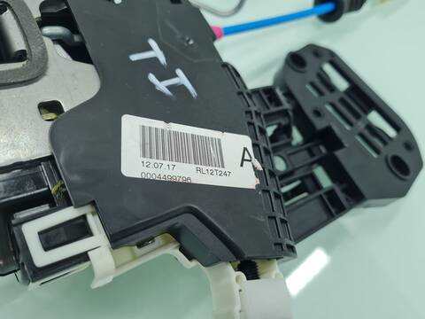 Foto 4ª: Cerradura Puerta Trasera Izquierda Mercedes Clase A 140 A 45 AMG 4-MATIC 176.052) 381CV 280KW [133980] (2017)