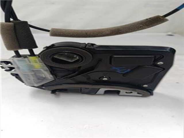 Foto 4ª: Cerradura Puerta Trasera Derecha Lexus UX HEV 152CV [XM20A-U91C] (2021)