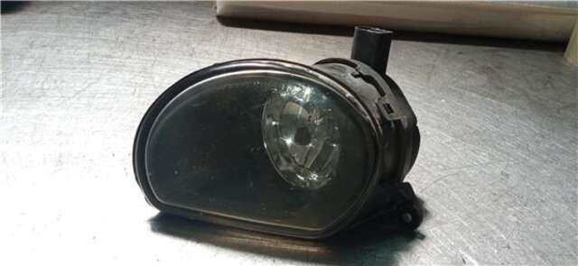 Foto 2ª: Faro Antiniebla Delantero Derecho Audi A3 2.0 TDI AMBIENTE (DPF) [2.0 LTR. - 103 KW TDI] [BMM]