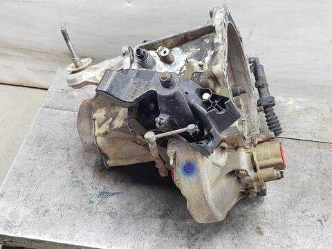 Foto 3ª: Caja Cambios Citroen Jumpy HDI 90 29 L2H1 FURGON (2000)