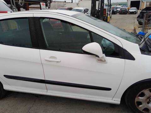 Foto 3ª: Puerta Delantera Derecha Peugeot 308 ACCESS 92CV 68KW [9H06] (2011)