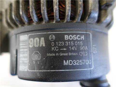 Foto 3ª: Alternador Mitsubishi Carisma 1.8 DA2A) BERLINA 116CV 85KW [4G93] (1996)