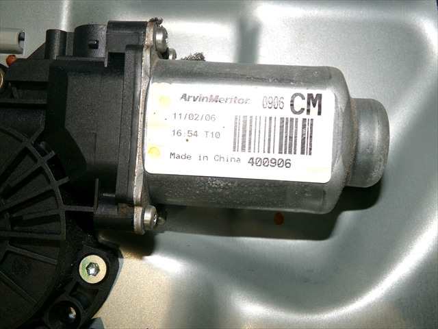 Foto 3ª: Elevalunas Eléctrico Delantero Derecho Hyundai Santa Fe 2.2 CRDI 2006-2009 [D4EB] (2006)