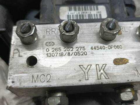 Foto 3ª: Abs Toyota Verso ACTIVE 126CV 93KW [1AD] (2013)