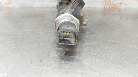 Foto 3ª: Rampa Inyectora Ford Transit FT 350 2.4 MEDIO 137CV 101KW CAJA ABIERTA [H9FA] (2006)