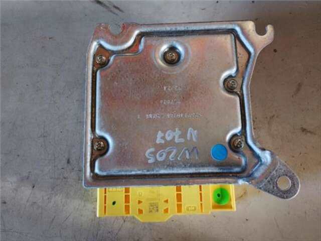 Foto 2ª: Centralita Airbag Mercedes Clase C 160 2.1 C 220 D (205.304) [2.1 LTR. - 125 KW CDI CAT] [651.921]