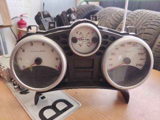 Cuadro de Instrumentos Peugeot 207 1.4 G 3P
