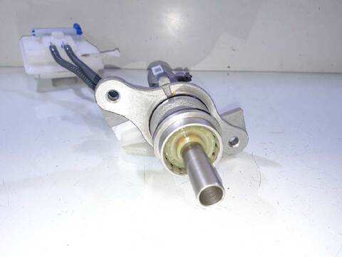 Foto 3ª: Bomba Freno Mercedes Vito 1.6 CDI CAT 114CV 84KW (2014)