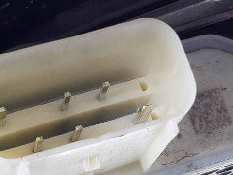 Foto 3ª: Deposito AdBlue Peugeot Boxer 333 L2H2 ACTIVE BLUE-HDI 140 (1994)