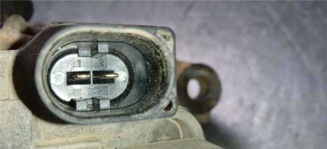 Foto 3ª: Alternador Mercedes Clase ML 230 3.2 320 (163.154) [3.2 LTR. - 160 KW V6 18V CAT] [M 112.942]